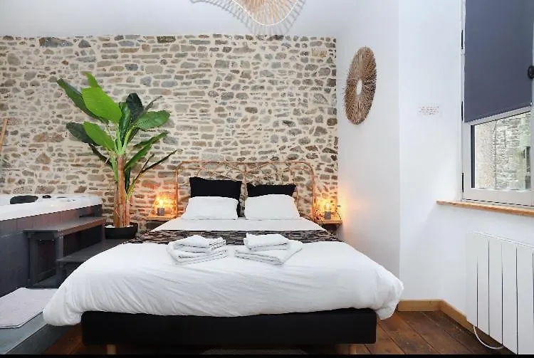 La Douce Nuit Apartment Fougeres
